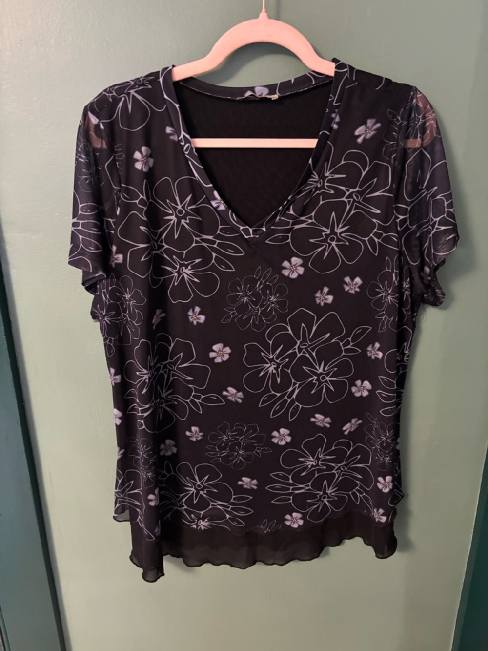 Women’s Black Floral V-Neck Top - Black